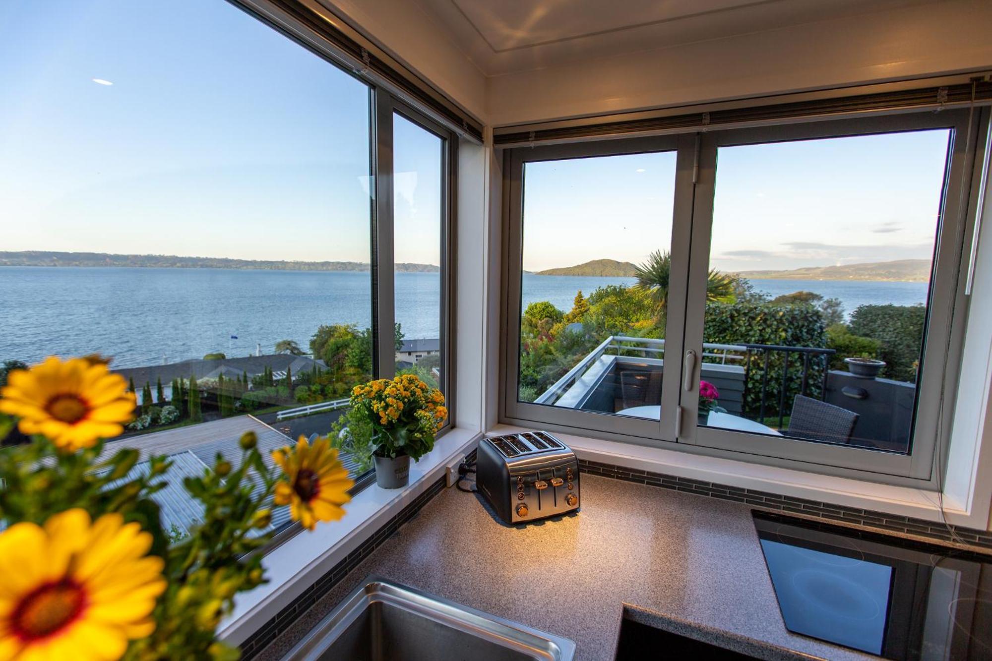 Rotorua Serenity Lakeview Retreat Eksteriør bilde